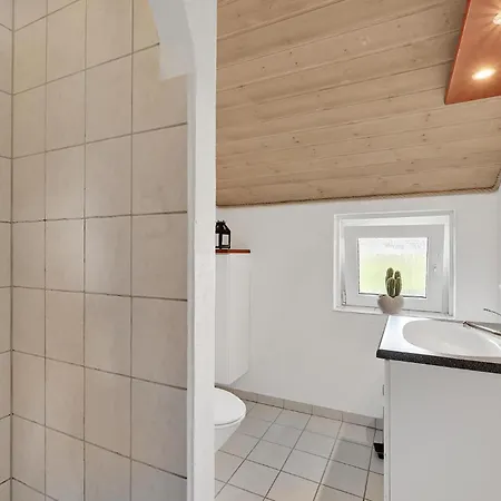 4 Bedroom Awesome In Hvide Sande Prázdninový dům Bjerregård